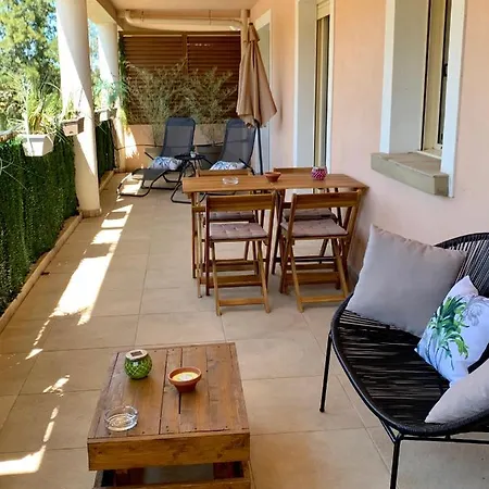 Cosy, Grande Terrasse Et Parking Apartamento Lucciana (Corsica)